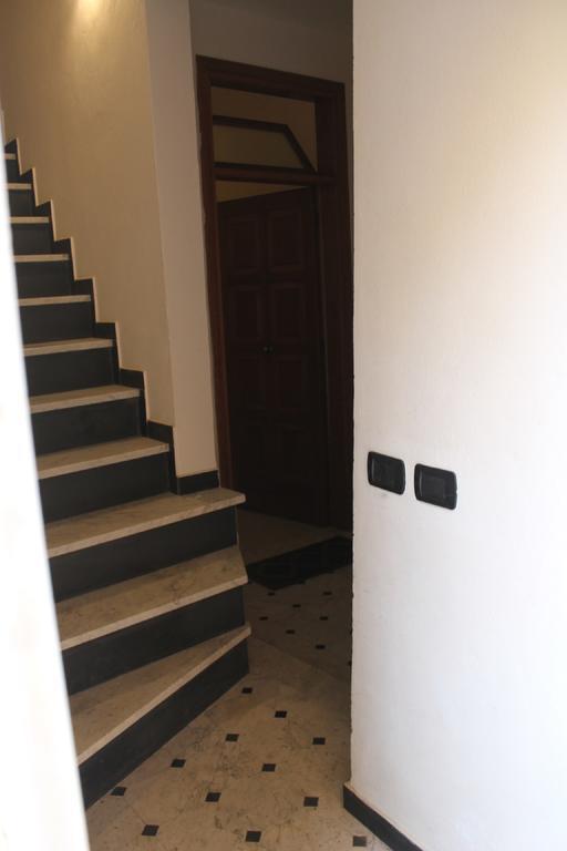 A Due Passi Dal Mare Hotel โมเนเลีย ภายนอก รูปภาพ